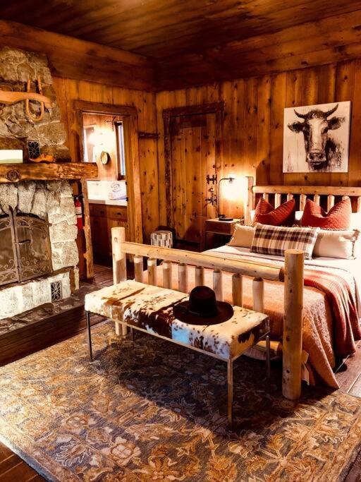 The Lodge At 11 Chimneys Idyllwild Eksteriør bilde